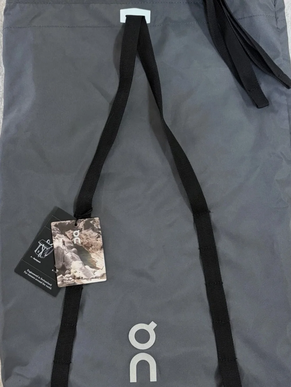 On Running 2 in 1 Ambassador Unisex Gray Backpack Tote Bag NWT